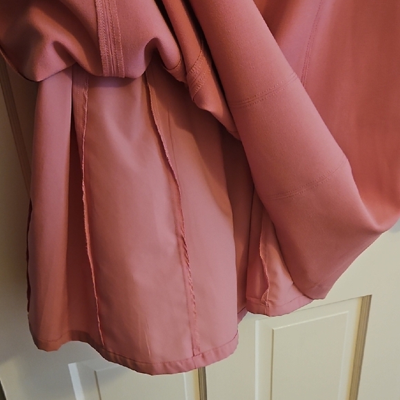 Kasper Pink Mini Dress with Chic Design - Picture 6 of 6